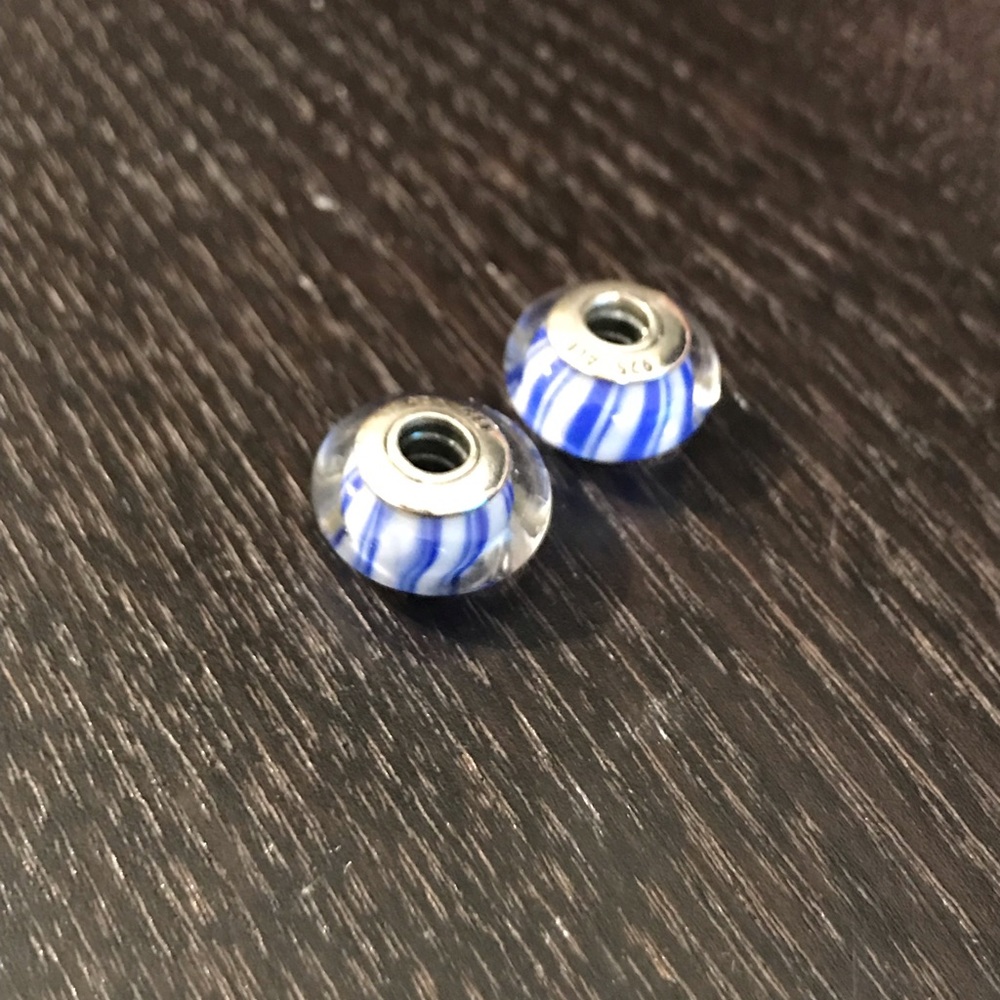 Pandora blue swirl bracelet stoppers